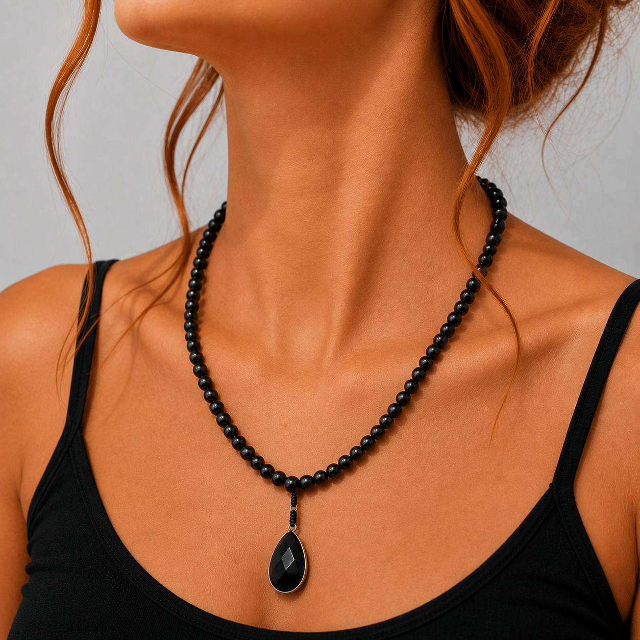 Collier Mala 108 Perles en Obsidienne Noire Collier Mala 108 Perles Obsidienne Cou