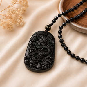 collier pendentif dragon d'obsidienne noire