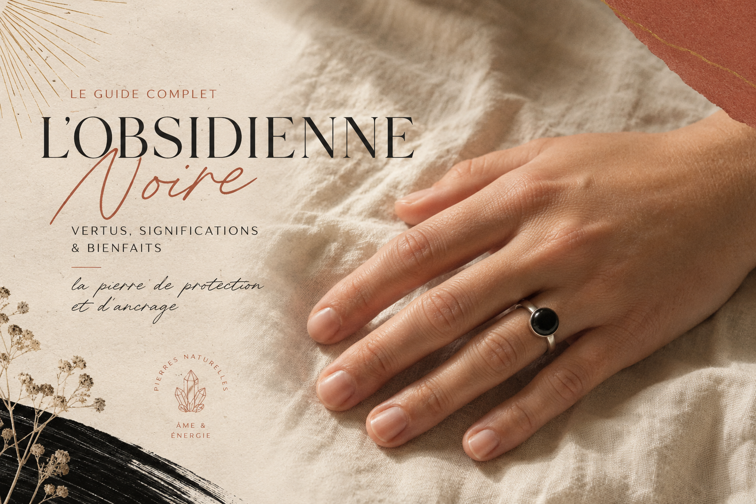Comment porter une bague en obsidienne noire ? Bague en obsidienne noire portée à l'annulaire, main posée sur du lin clair