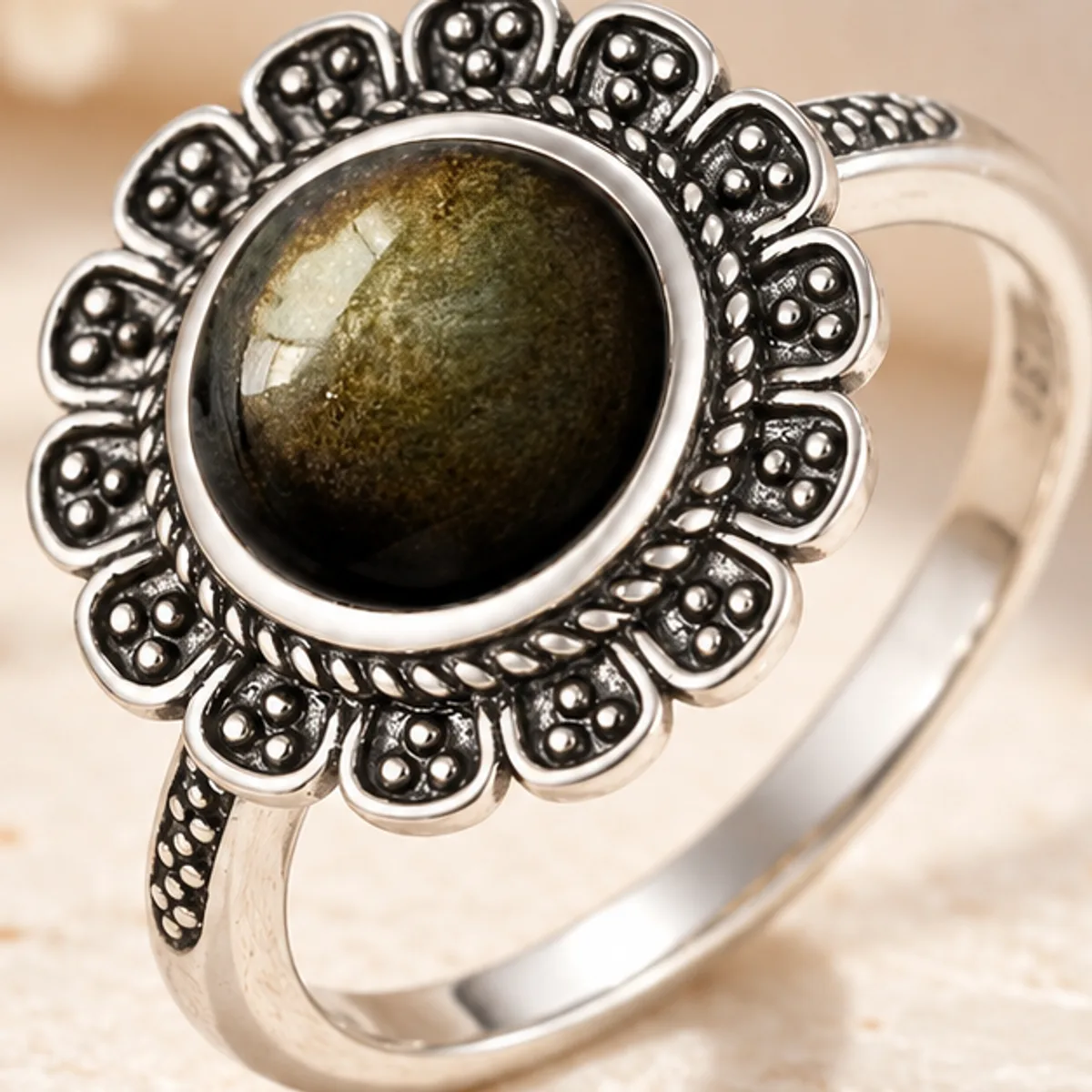 Bague obsidienne dorée marguerite alt3 =